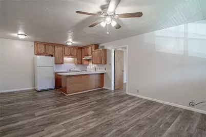 120 McAdams Lane #F, Huntsville, TX 77320 - Photo 4