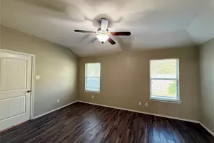 1626 Thornhollow Dr, Houston, TX 77014 - Photo 12