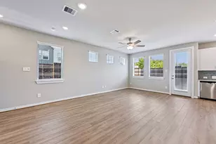 10032 Rustic Charm St, Houston, TX 77080 - Photo 16