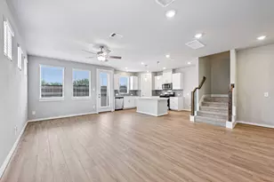 10032 Rustic Charm St, Houston, TX 77080 - Photo 14