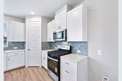 10032 Rustic Charm Street, Houston, TX 77080 - Photo 12