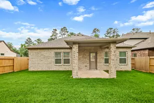 522 Tawny Rim Dr, Willis, TX 77318 - Photo 20