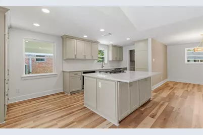 10711 Ella Lee Lane, Houston, TX 77042 - Photo 20
