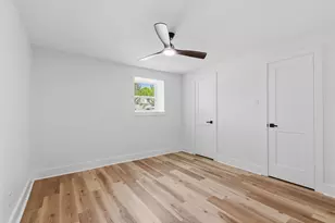 10711 Ella Lee Ln, Houston, TX 77042 - Photo 38