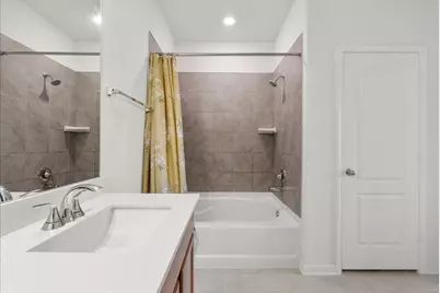 714 Allana Lane, Alvin, TX 77511 - Photo 8