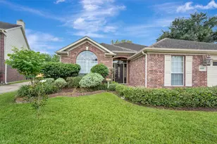 13910 Marbledale Ct, Houston, TX 77059 - Photo 2