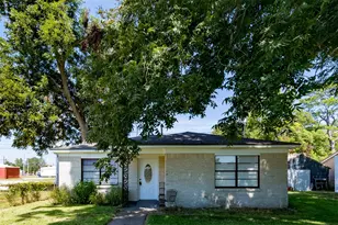 7917 N Martin Luther King Ave, Hitchcock, TX 77563 - Photo 1