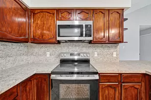 19610 San Gabriel Dr, Houston, TX 77084 - Photo 10