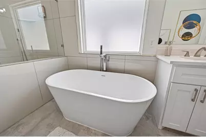 2207 Silverbonnet Street, Houston, TX 77055 - Photo 42