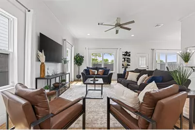 2207 Silverbonnet Street, Houston, TX 77055 - Photo 10