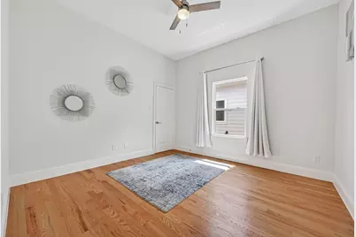 2207 Silverbonnet Street, Houston, TX 77055 - Photo 30