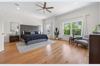 2207 Silverbonnet Street, Houston, TX 77055 - Photo 36