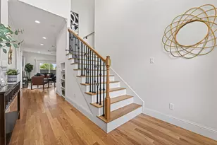 2207 Silverbonnet St, Houston, TX 77055 - Photo 8