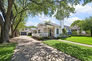 824 W Melwood St, Houston, TX 77009 - Photo 2