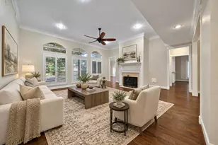 5814 Woodland Creek Dr, Kingwood, TX 77345 - Photo 4