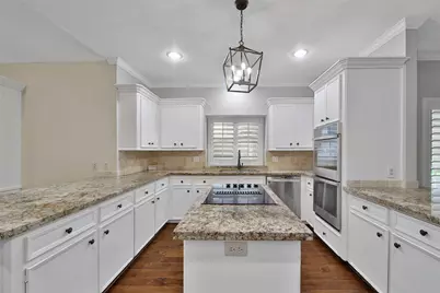 5814 Woodland Creek Drive, Kingwood, TX 77345 - Photo 20