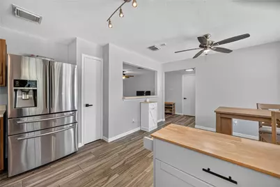 8302 Sanford Street, Baytown, TX 77521 - Photo 8