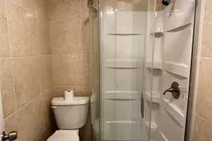 401 N 11th Street N, West Columbia, TX 77486 - Photo 4