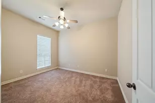 12515 Stoney Creek Dr, Pearland, TX 77584 - Photo 24