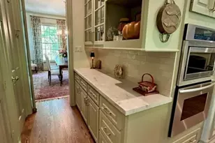 7 Hudson Cir, Houston, TX 77024 - Photo 8