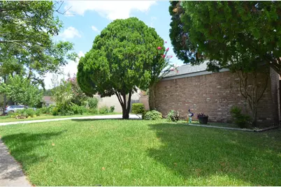 2023 Woodland Springs Street, Houston, TX 77077 - Photo 2