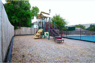 2023 Woodland Springs Street, Houston, TX 77077 - Photo 26