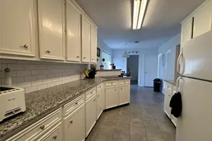 2023 Woodland Springs St, Houston, TX 77077 - Photo 22
