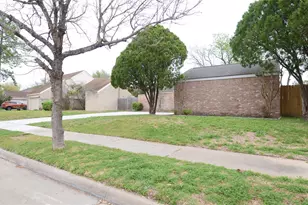2023 Woodland Springs St, Houston, TX 77077 - Photo 36