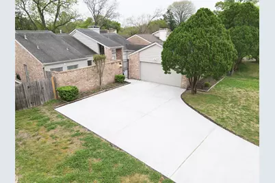 2023 Woodland Springs Street, Houston, TX 77077 - Photo 4