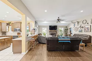 8921 Ridgecrest Dr, Manvel, TX 77578 - Photo 6