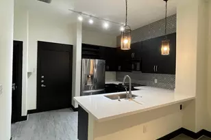 1901 Post Oak Blvd, Houston, TX 77056 - Photo 2