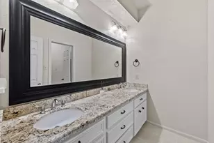 1723 Hidden Villas Dr, Kingwood, TX 77339 - Photo 18