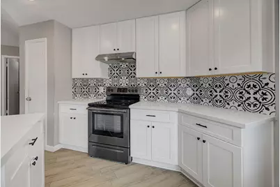 10006 Barmont Drive, La Porte, TX 77571 - Photo 4