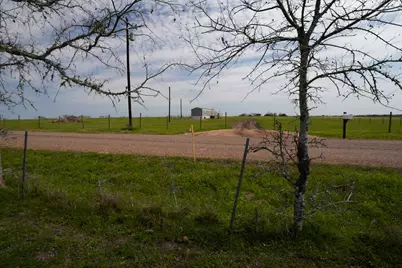 1011 Fm 956, Schulenburg, TX 78956 - Photo 10