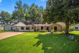 2411 Orange St, Waller, TX 77484 - Photo 46