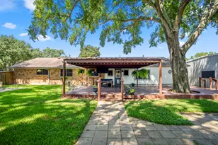 2411 Orange St, Waller, TX 77484 - Photo 38