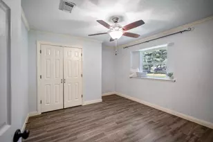 2411 Orange St, Waller, TX 77484 - Photo 24