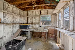 2411 Orange St, Waller, TX 77484 - Photo 36