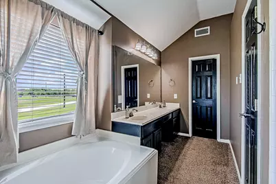 7034 Maid Stone Drive, Pasadena, TX 77505 - Photo 10