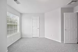 13107 Peppergate Ln, Houston, TX 77044 - Photo 12