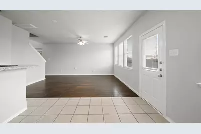 13107 Peppergate Lane, Houston, TX 77044 - Photo 4