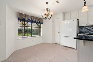 2415 Parkwood Ln, Sugar Land, TX 77479 - Photo 20