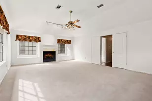 2415 Parkwood Ln, Sugar Land, TX 77479 - Photo 28