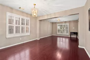 2415 Parkwood Ln, Sugar Land, TX 77479 - Photo 12