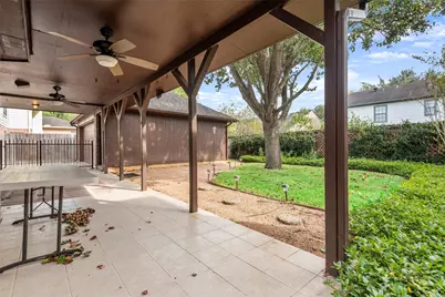 2415 Parkwood Lane, Sugar Land, TX 77479 - Photo 36