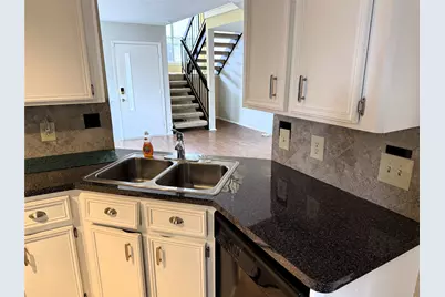 62 Evanston Street #2/5, Houston, TX 77015 - Photo 6