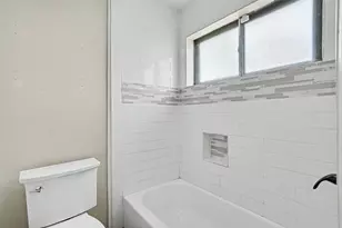 11607 Sagehurst Ln, Houston, TX 77089 - Photo 12