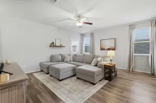 11319 Dawn Beach Ln, Conroe, TX 77304 - Photo 8