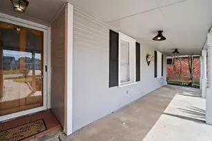 10111 Stonemont Rd, La Porte, TX 77571 - Photo 4