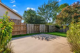 321 Holly Branch Ln, Kemah, TX 77565 - Photo 20